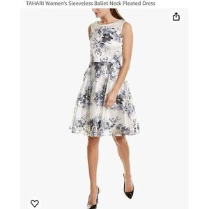 TAHARI Women's Sleeveless Ballet Neck Pleated Dress